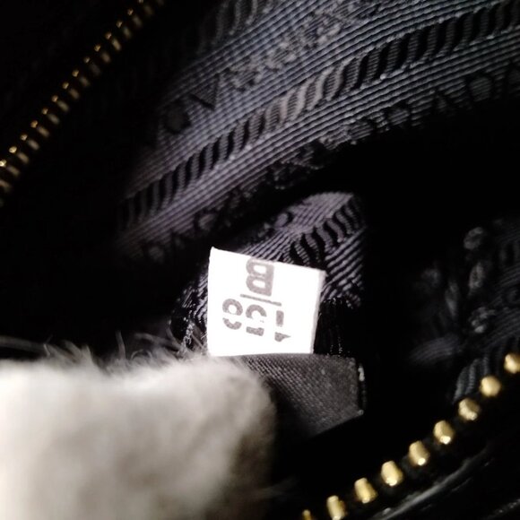 Prada Hand Bag Black Nylon mon650-102925 - Picture 15 of 16